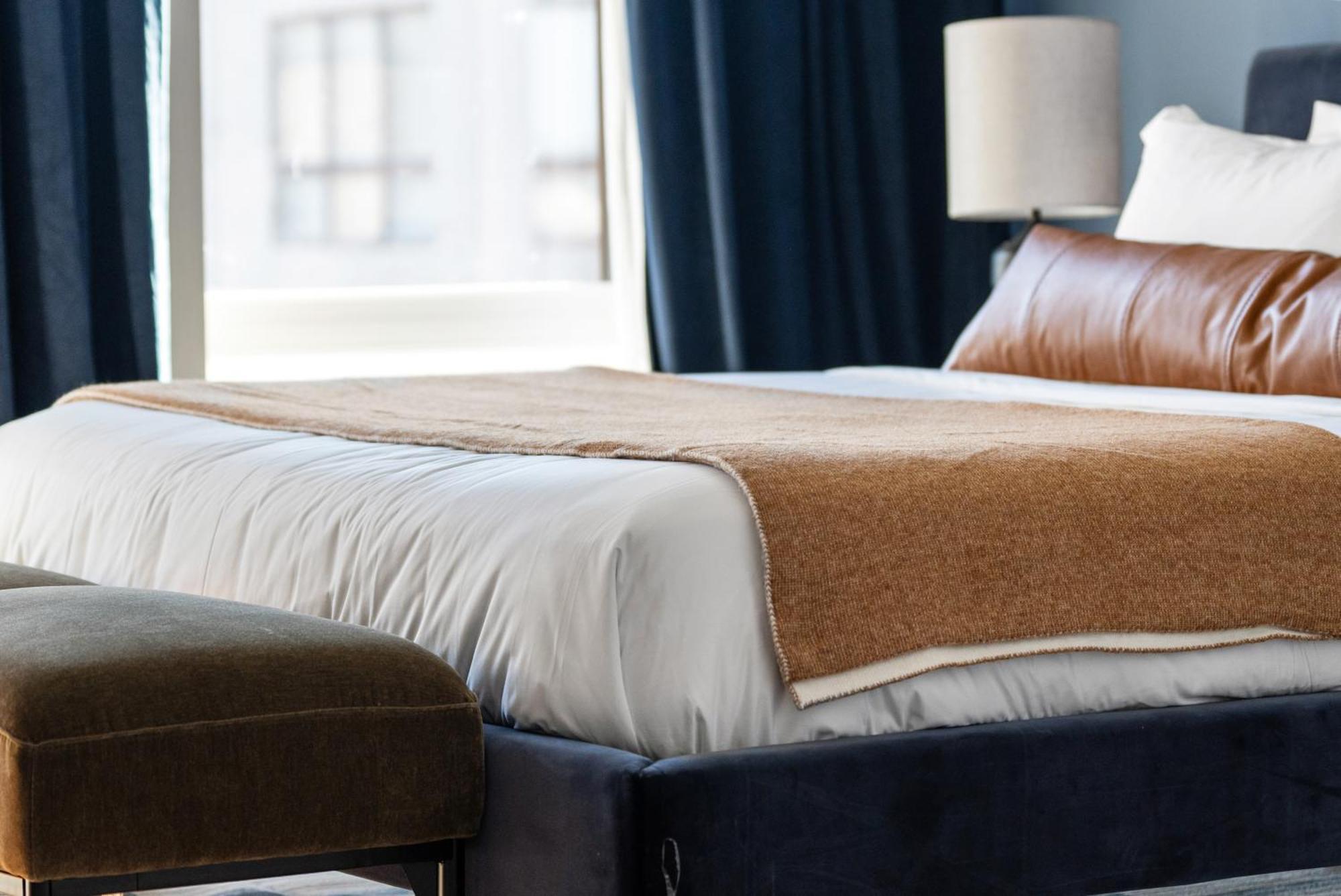Luxury Furnished Apartments By Hyatus Downtown At Yale ニューヘイブン エクステリア 写真